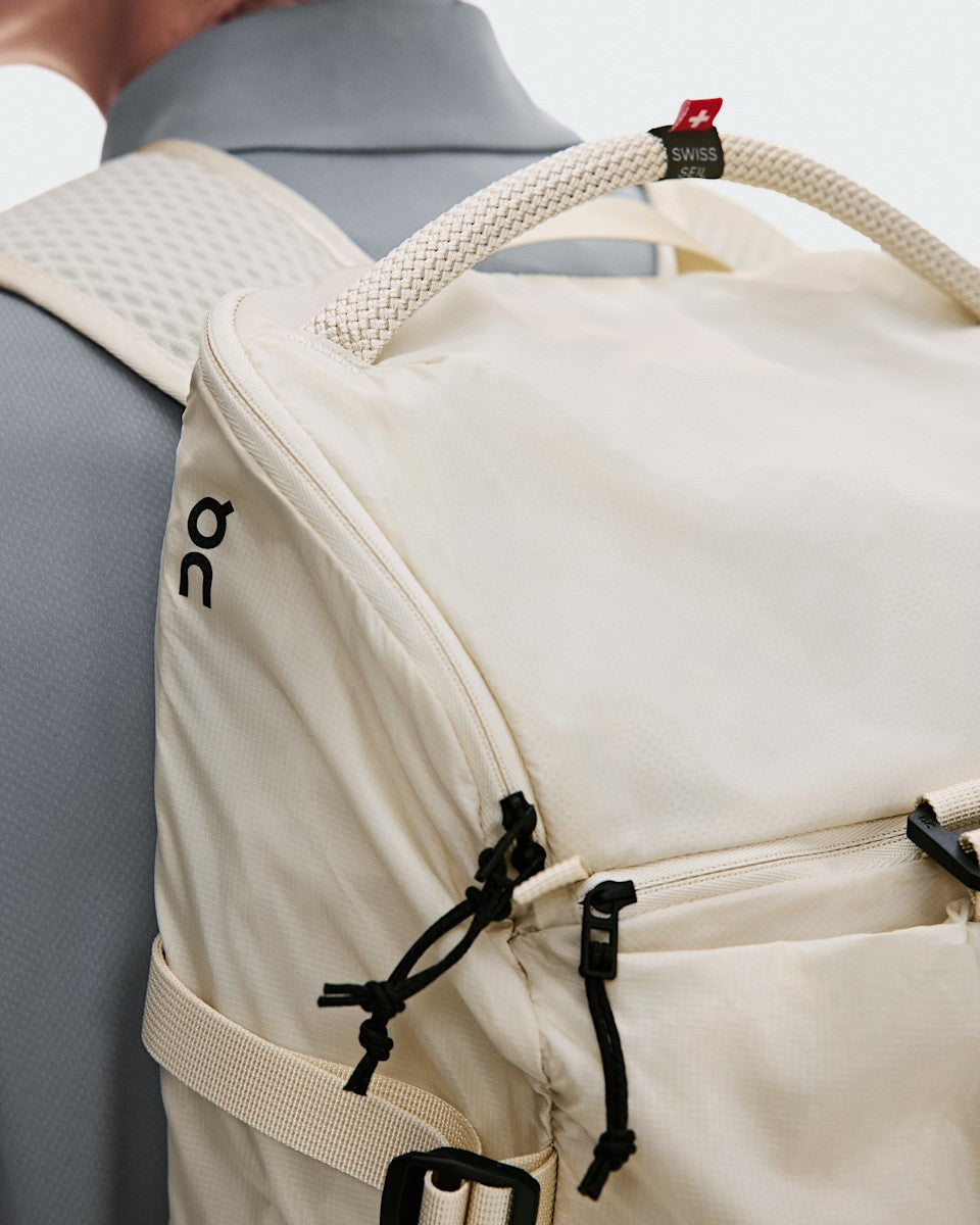 Speed Pack 18L Lite - Cream | On United States