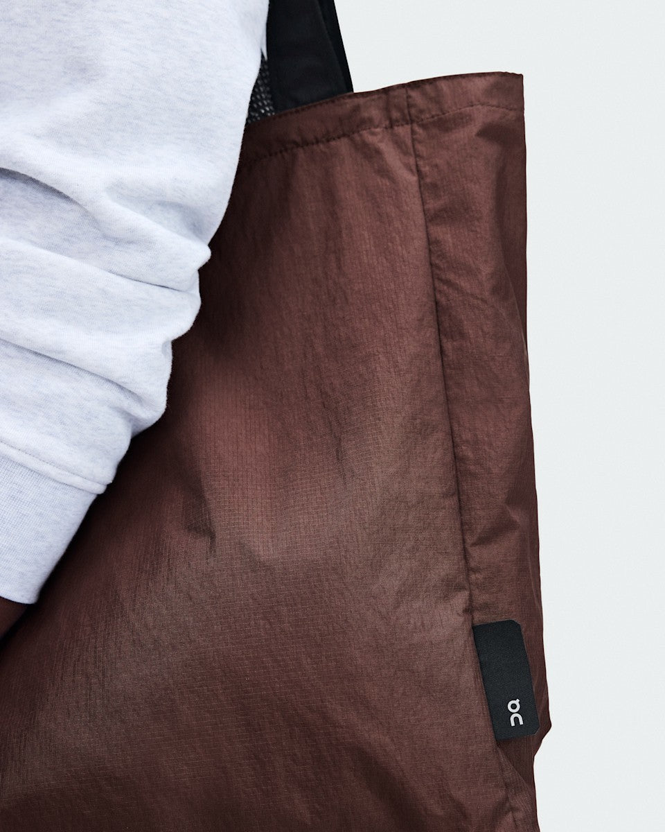 Tote Pack 25L - Cacao/Black | On United States