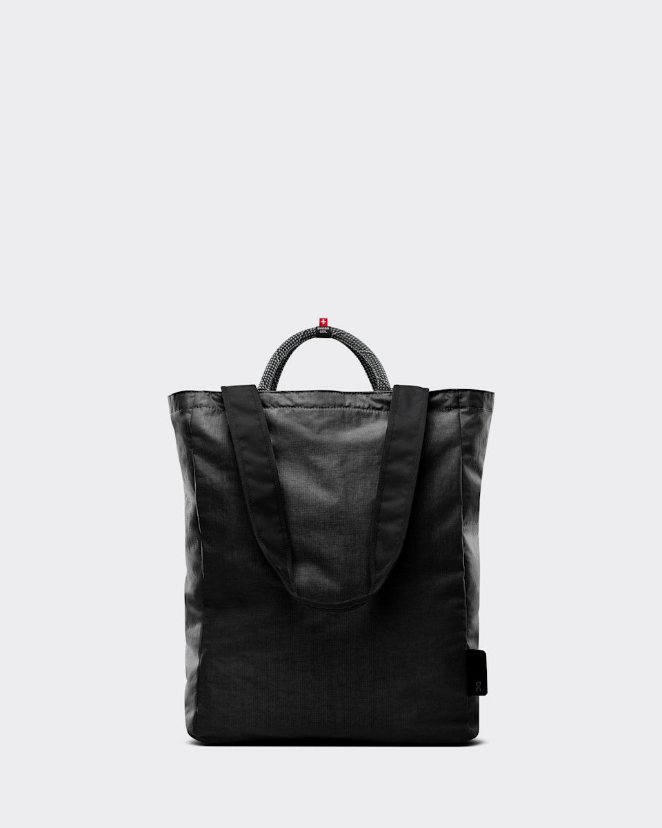 Tote Pack 25L - Black | On United States