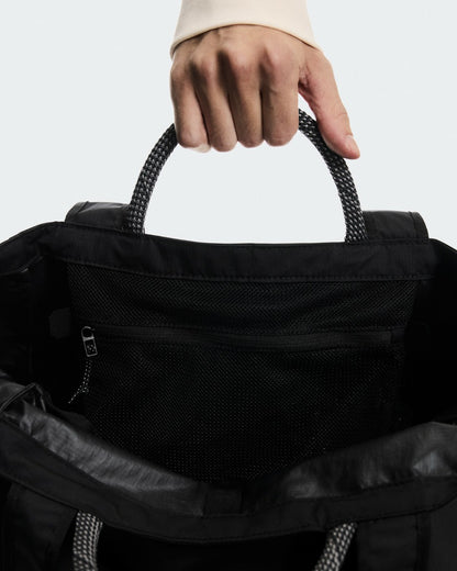 Tote Pack 25L - Black | On United States