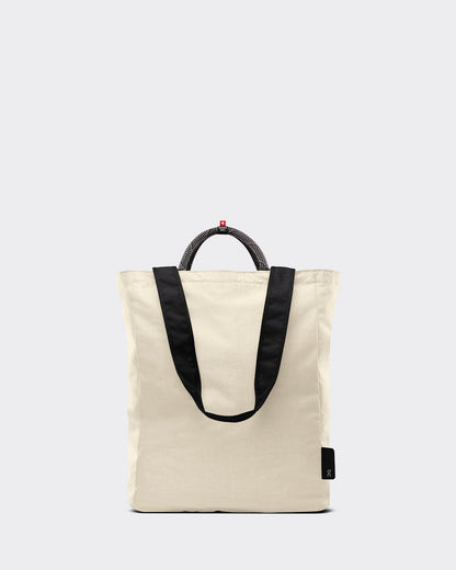 Tote Pack 25L - Cream/Black | On United States