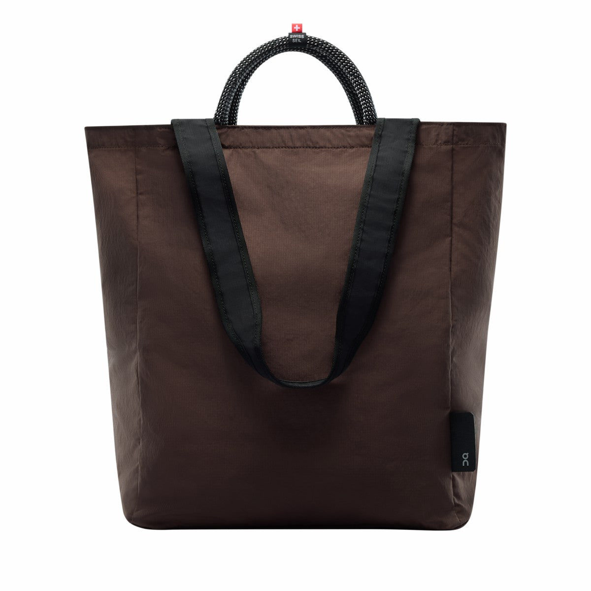 Tote Pack 25L - Cream/Black | On United States