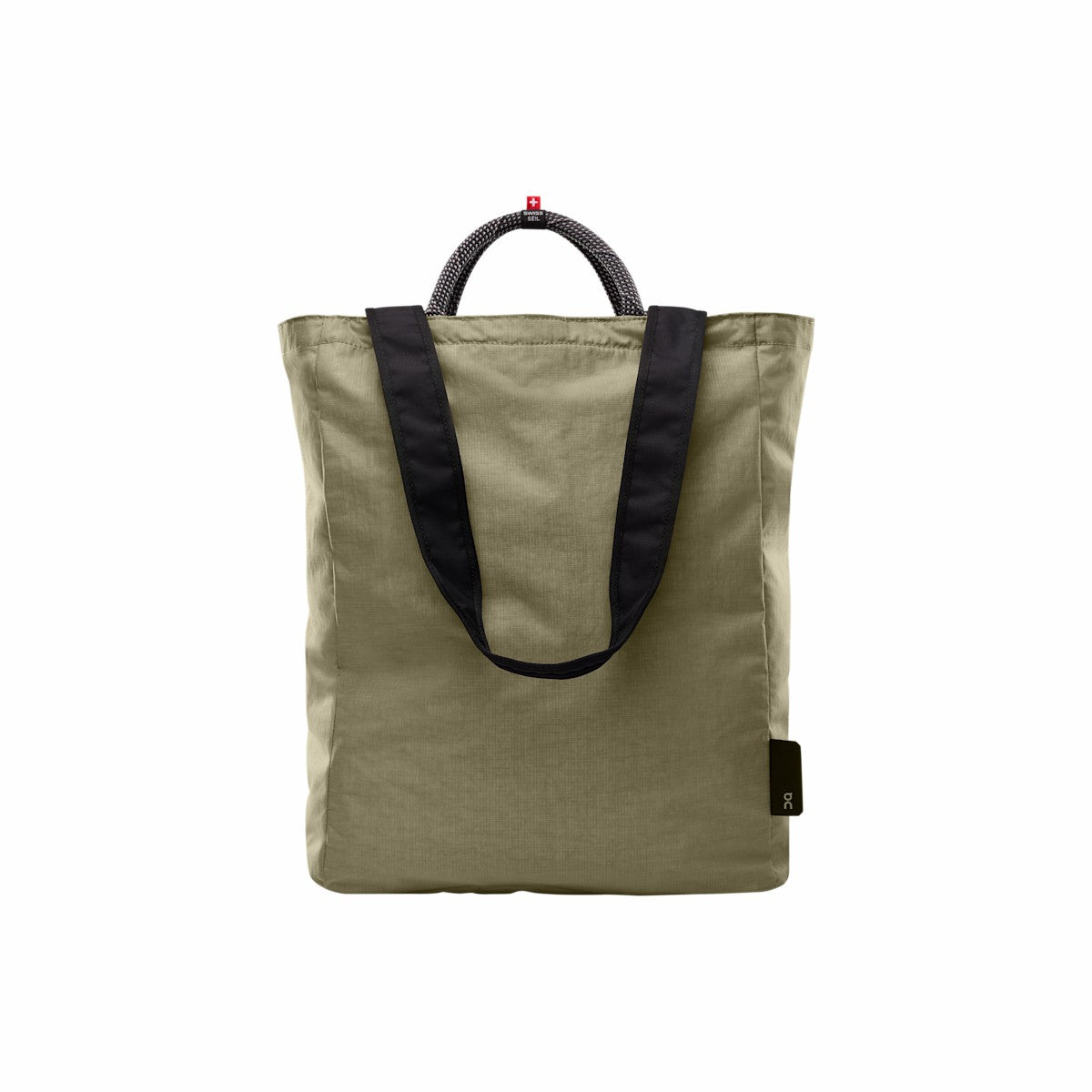 Tote Pack 25L - Cream/Black | On United States