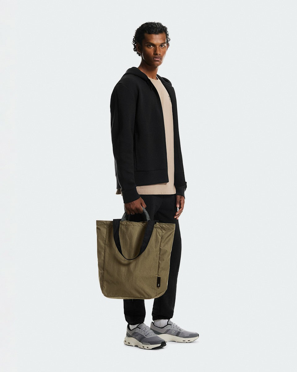 Tote Pack 25L - Olive/Black | On United States