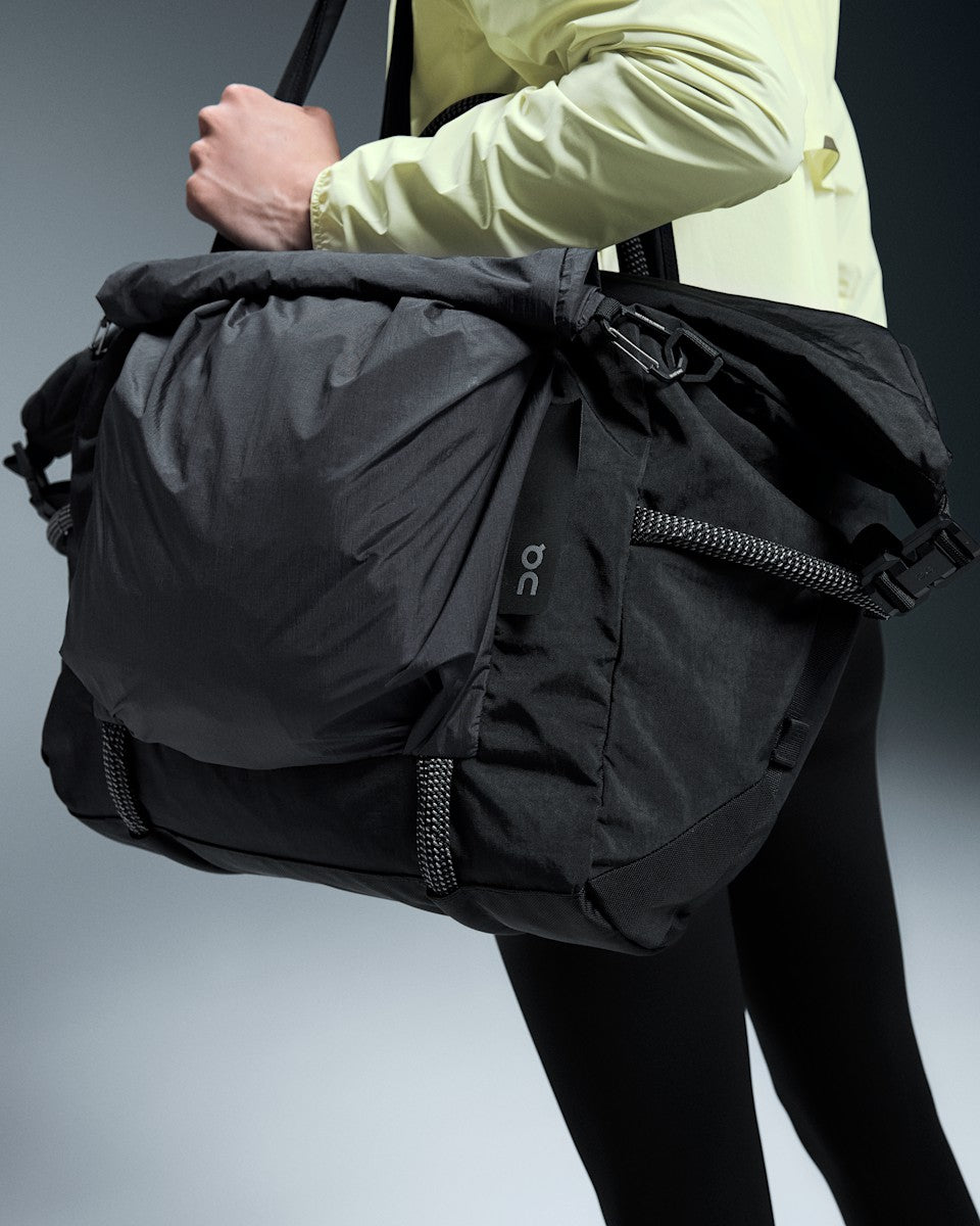 Track Pack 40L Elite - Black/Magnet | On United States