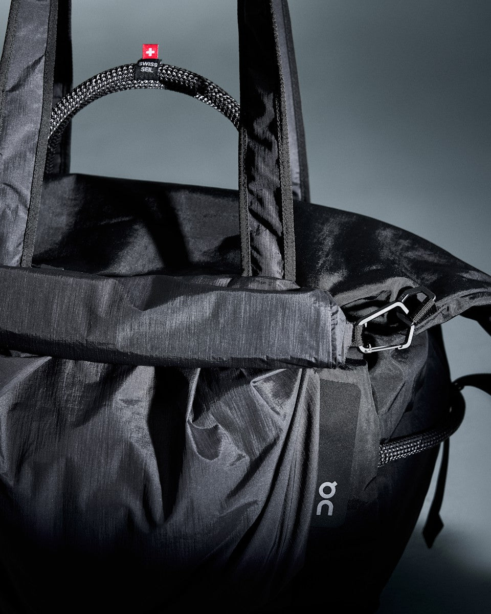 Track Pack 40L Elite - Black/Magnet | On United States
