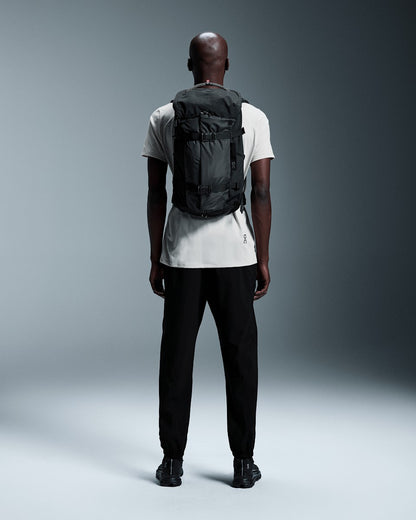 Speed Pack 24L Elite - Black/Magnet | On United States