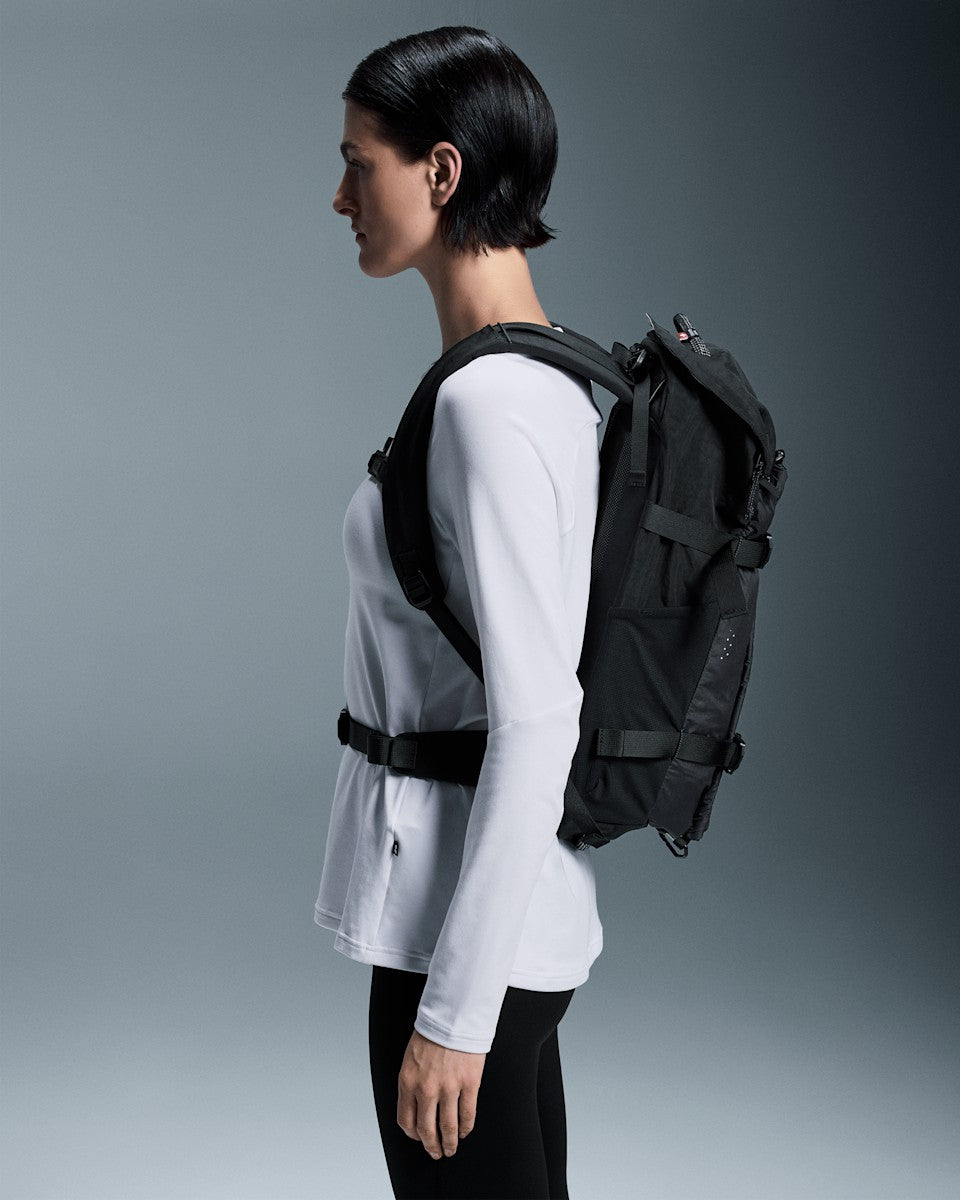 Speed Pack 24L Elite - Black/Magnet | On United States