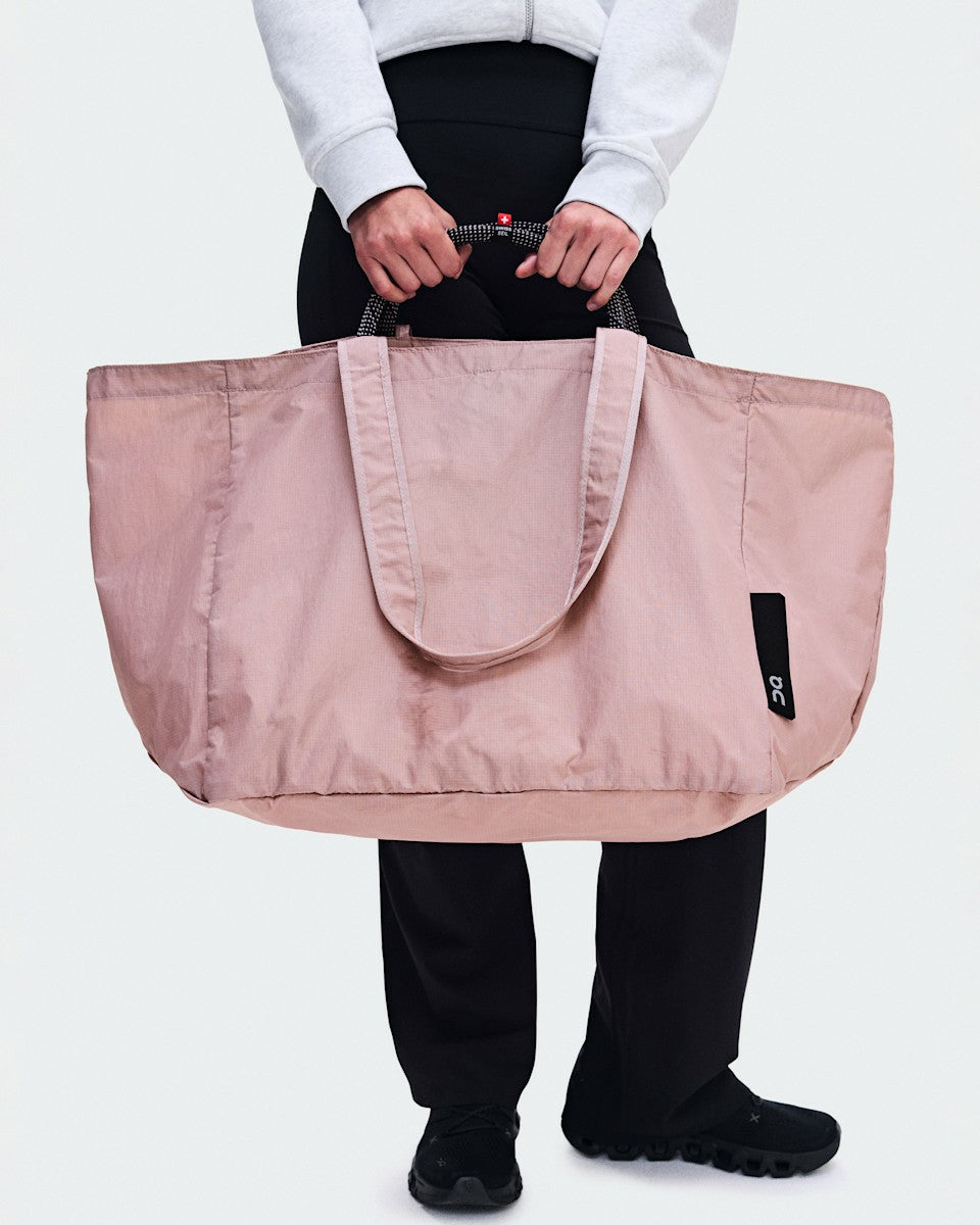 Cargo Pack 60L - Biscuit | On United States
