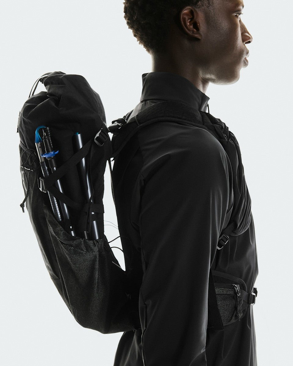 Trail Pack 20L - Black | On United States