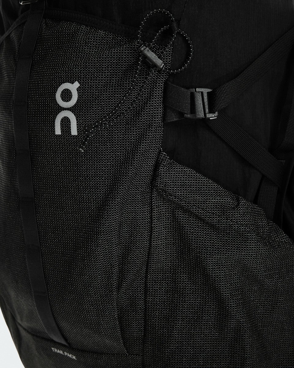 Trail Pack 20L - Black | On United States
