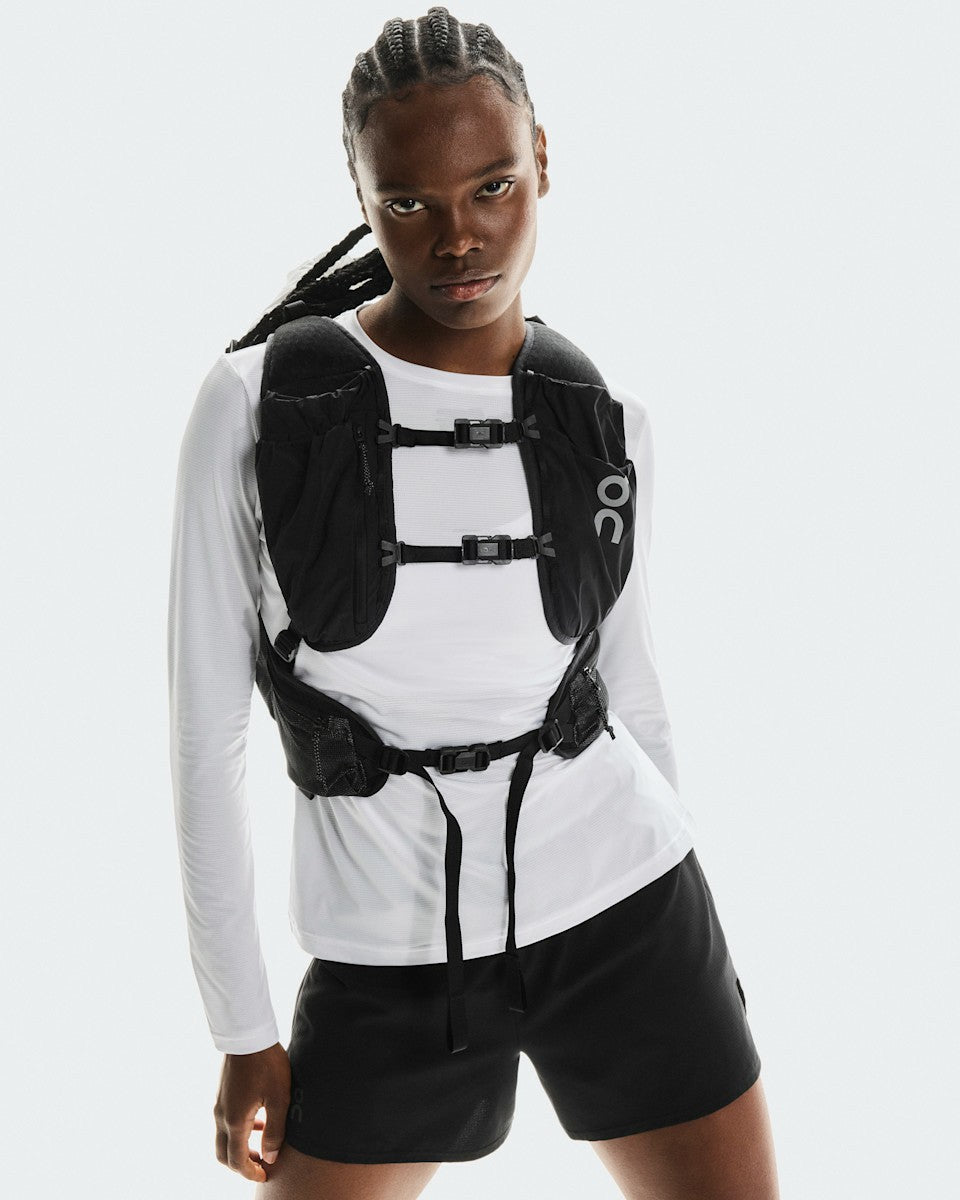 Trail Pack 20L - White/Black | On United States