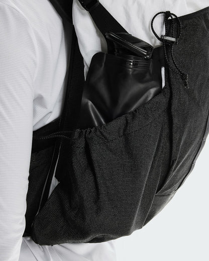 Trail Pack 20L - White/Black | On United States