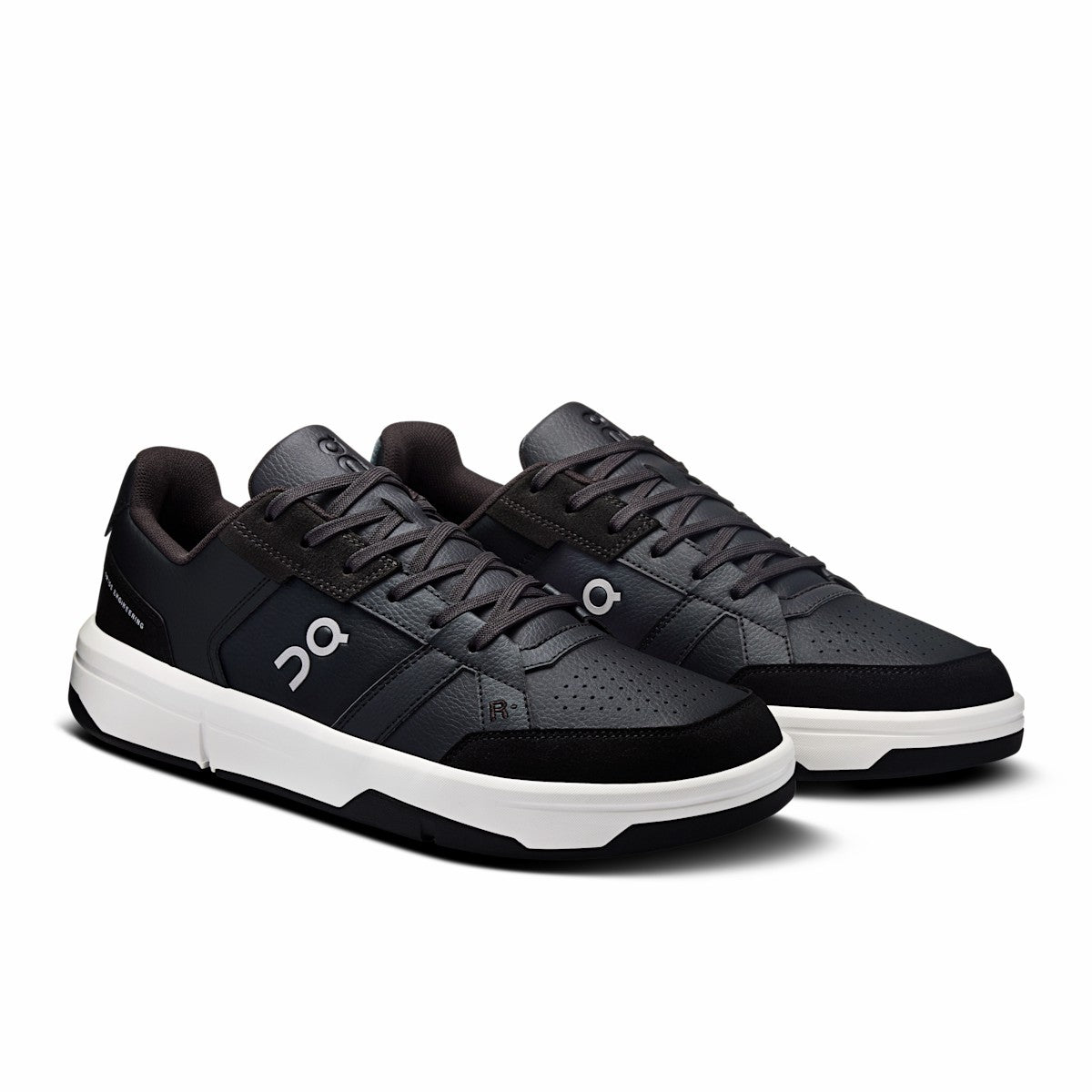 Men's THE ROGER Clubhouse - Black/White | On United States