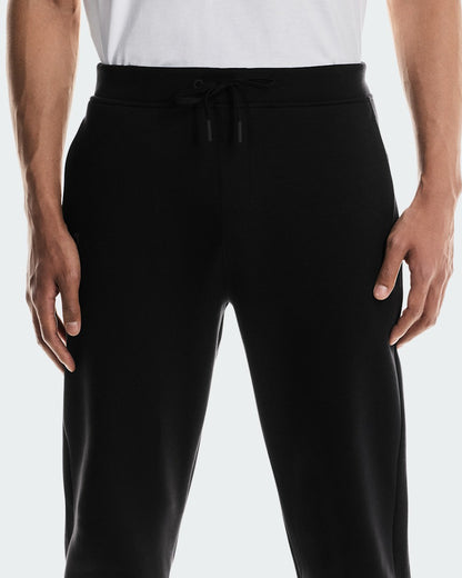 Men's Focus Tech Sweatpants - Black | On United States