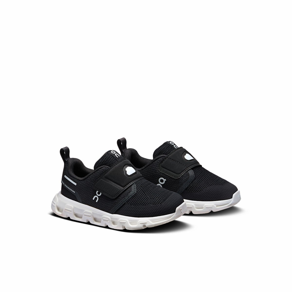 Cloud Dash - Black/White | On United States